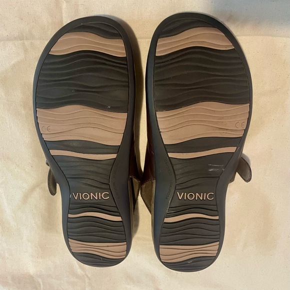 Vionic Abigail Sling Back Mary Janes - Picture 7 of 9